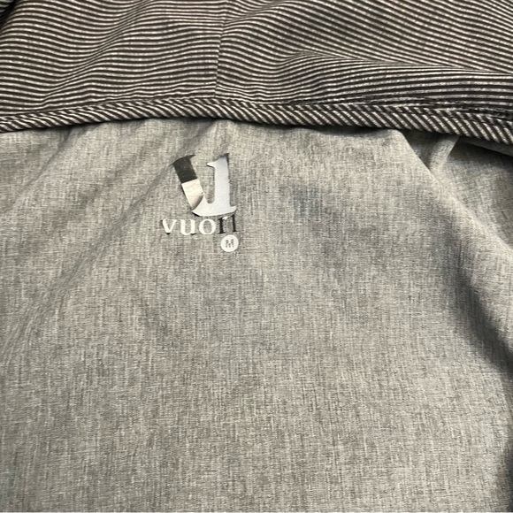 Vuori Outdoor Trainer Shell Jacket Hooded Performance Camo - Picture 10 of 16